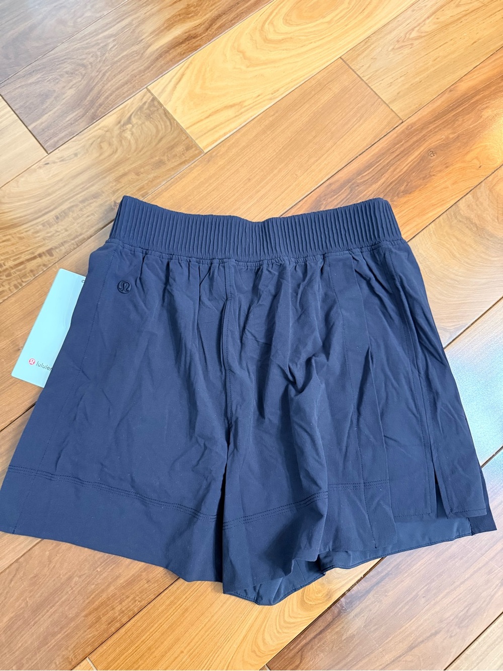 lululemon athletica black Athletic Shorts with Elastic Waistband - Picture 3 of 4
